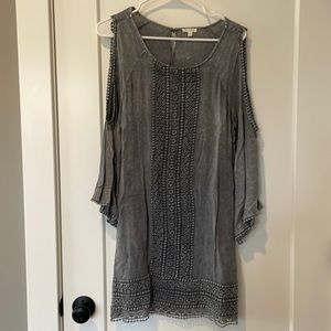 En Crème - large - grey dress